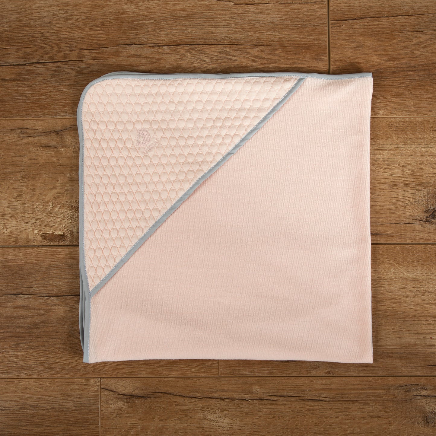 Cobija para bebé polo con capucha mamey